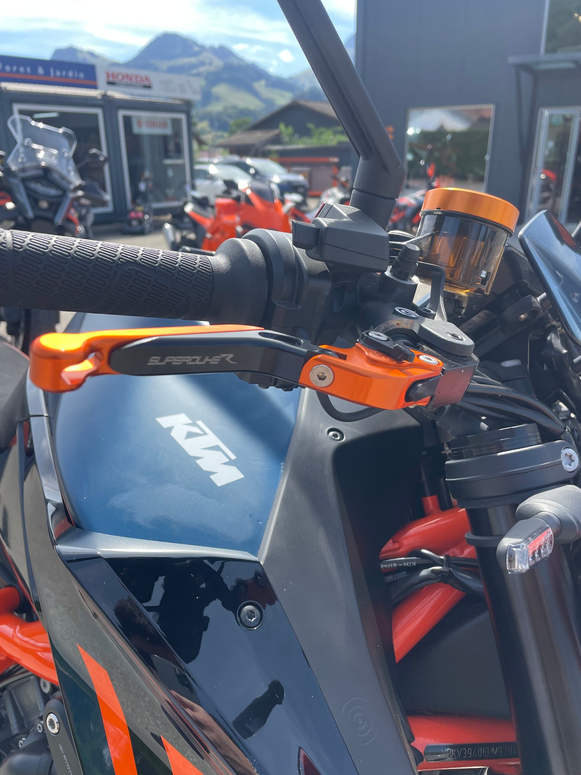 KTM 1290 Super Duke R EVO-image-8