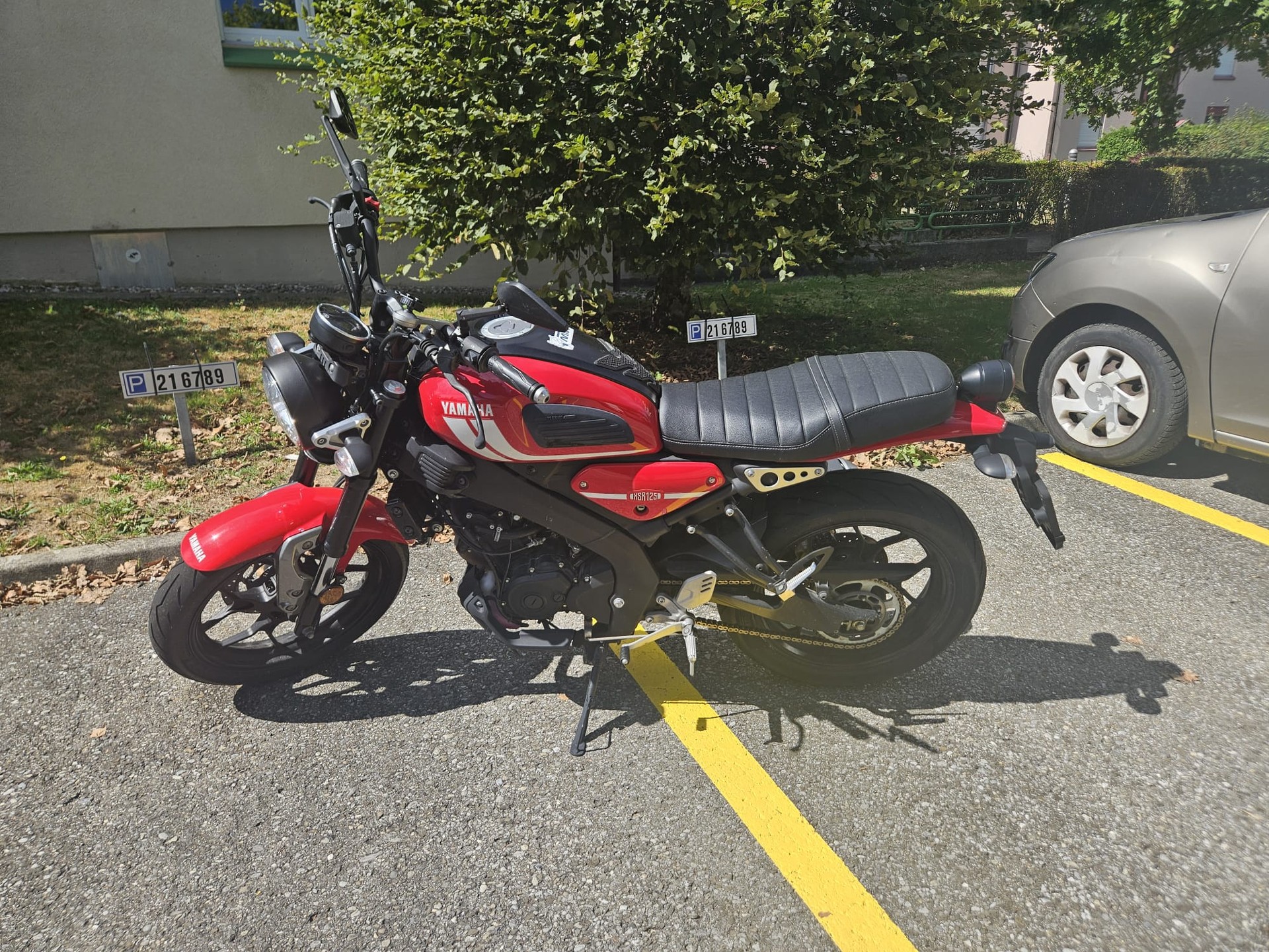 YAMAHA XSR 125-image-0
