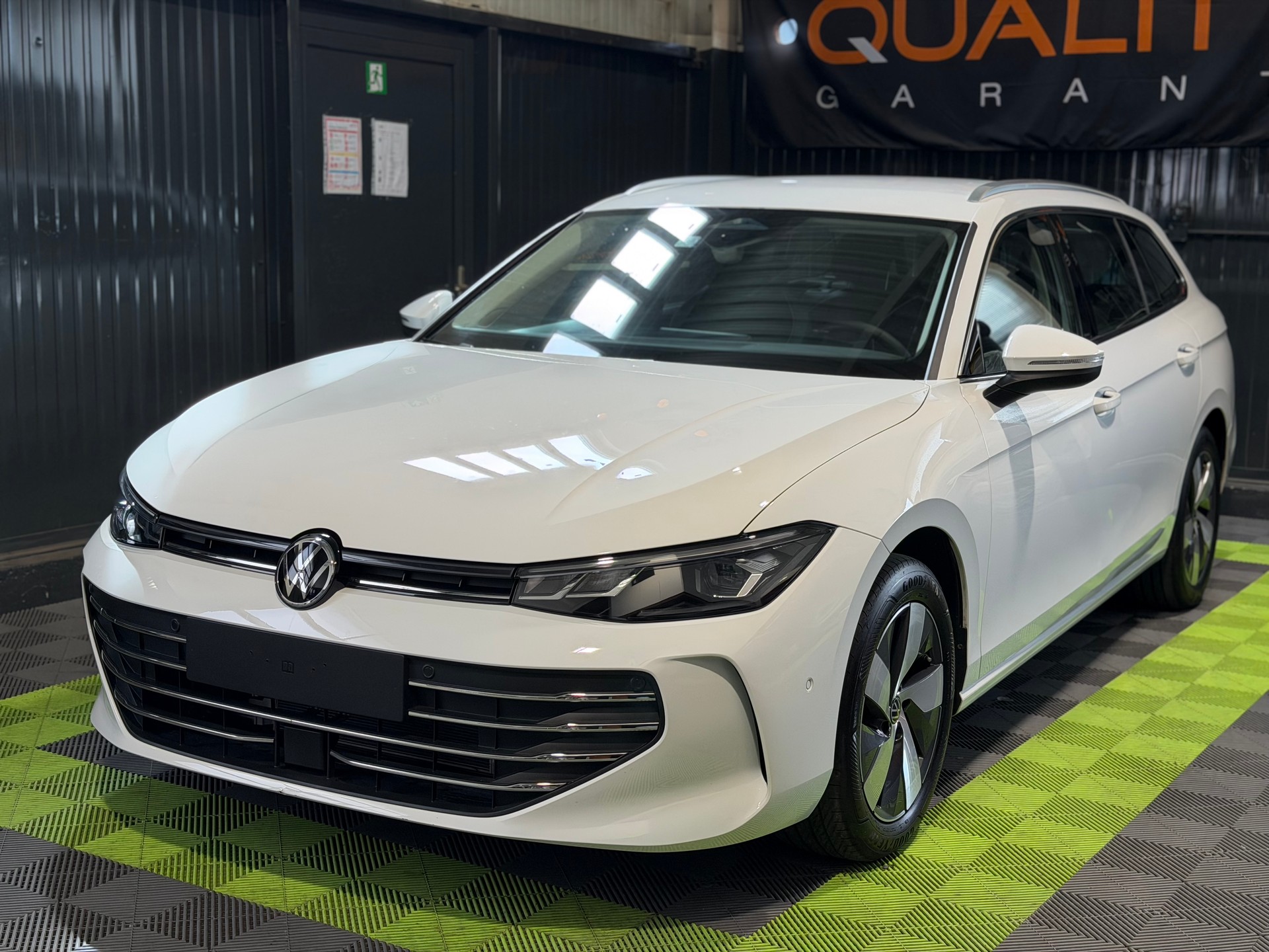 VW Passat Variant 1.5 eTSI evo2 Business DSG