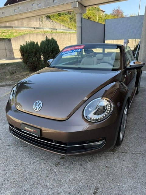 VW Beetle Cabrio 1.4 TSI Design DSG-showroom-element-3