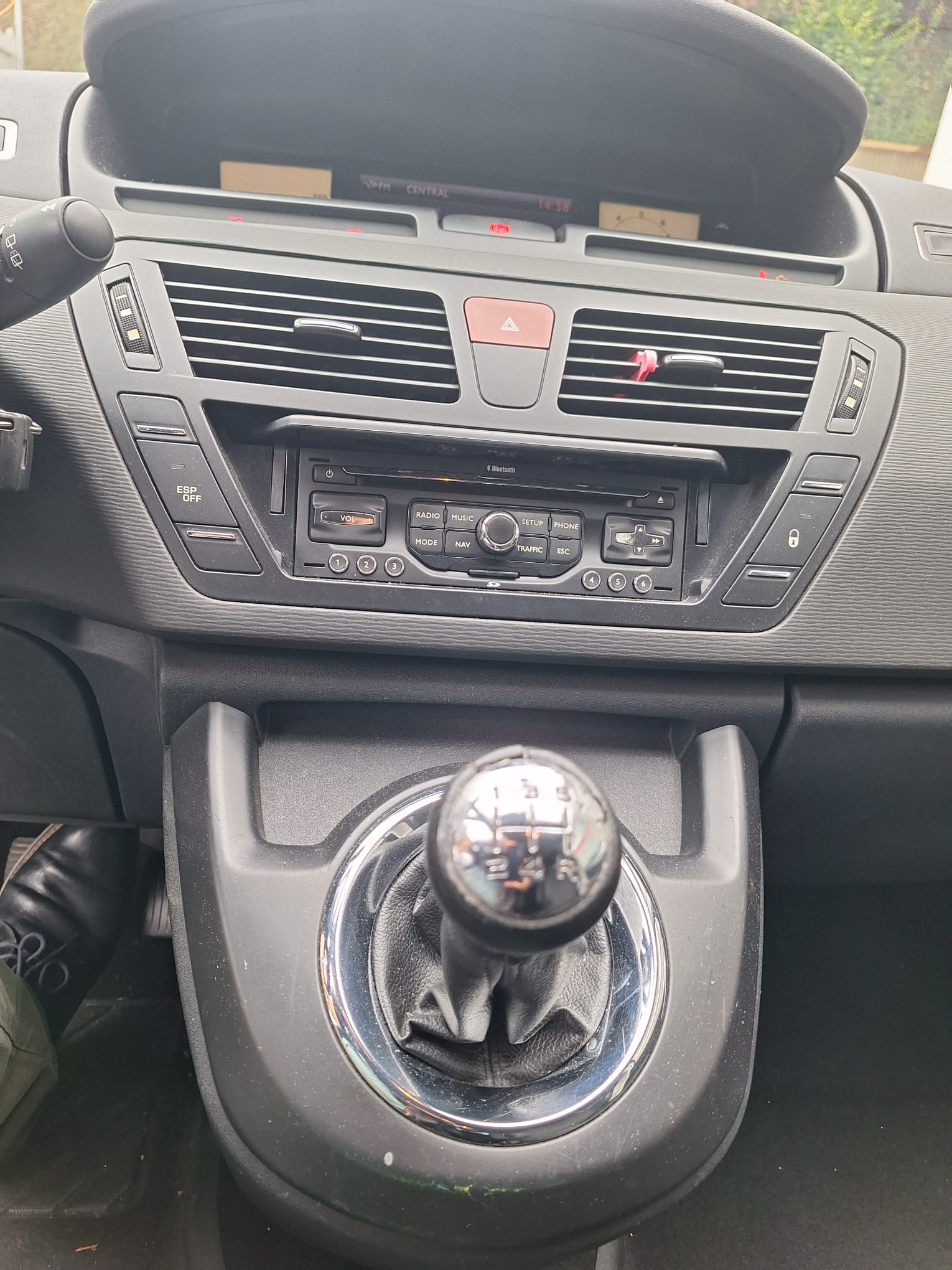 CITROEN C4 Picasso 1.6i 16V Swiss Style-image-10