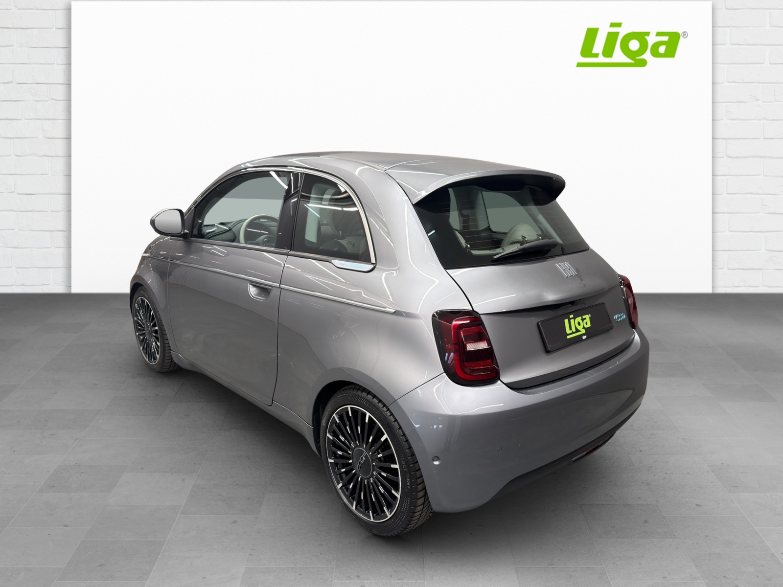 FIAT 500La Prima-showroom-element-3