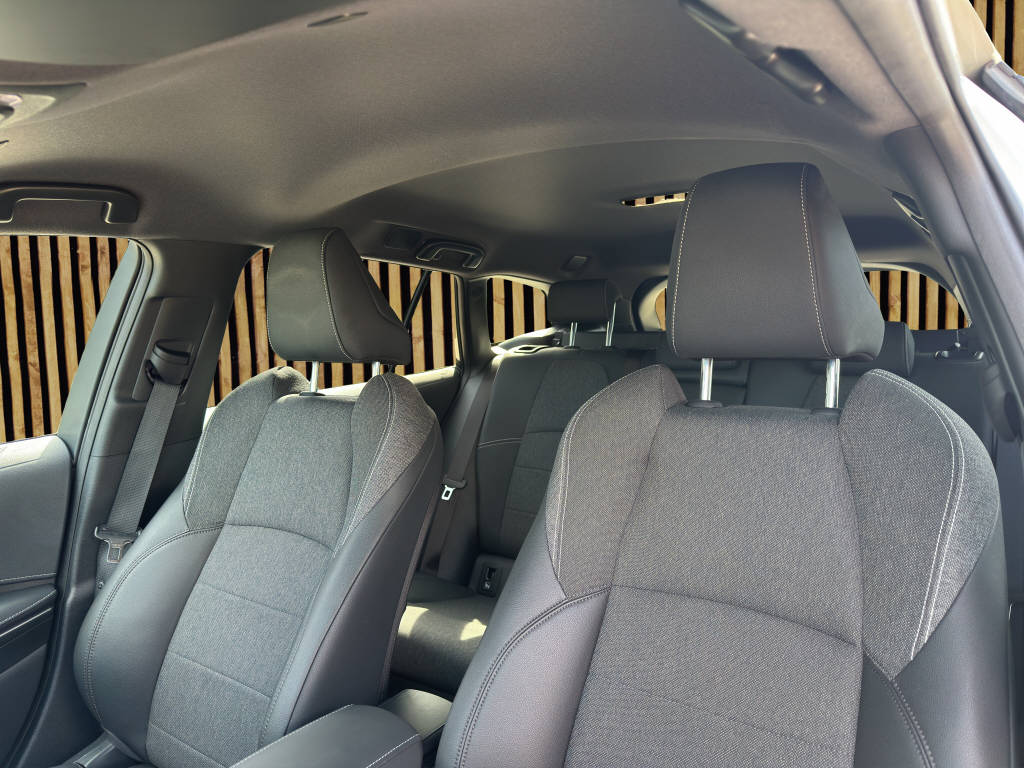 TOYOTA Corolla Touring Sports 1.8 HSD Trend-image-13