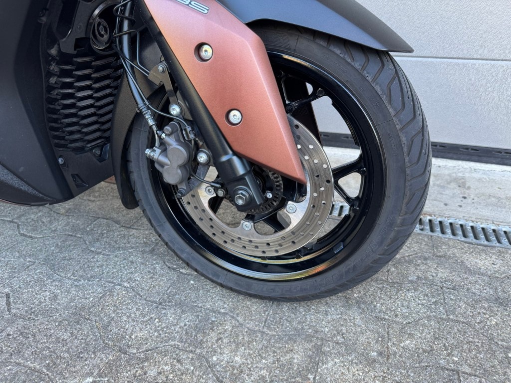 YAMAHA X-Max CZD 300 ABS-image-6