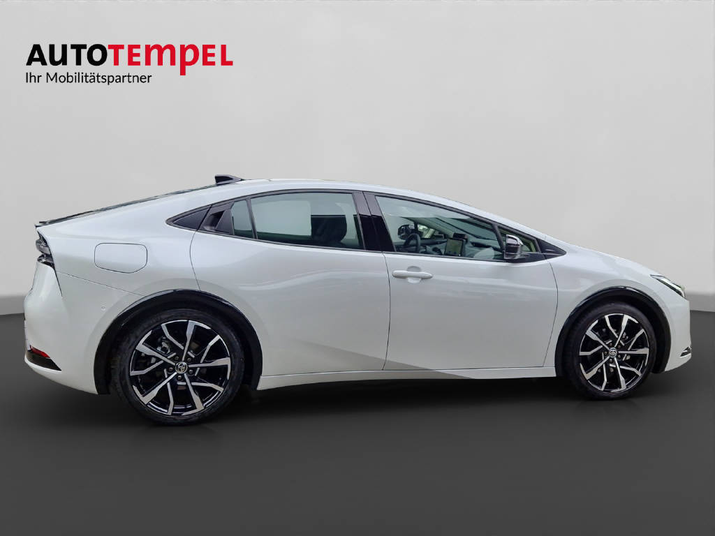 TOYOTA Prius 2.0 Plug-In-Hybrid Premi 47329/000-image-4