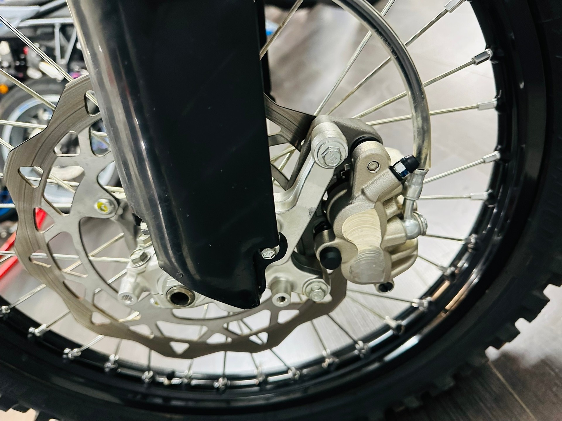 SUZUKI RM-Z 250-image-7
