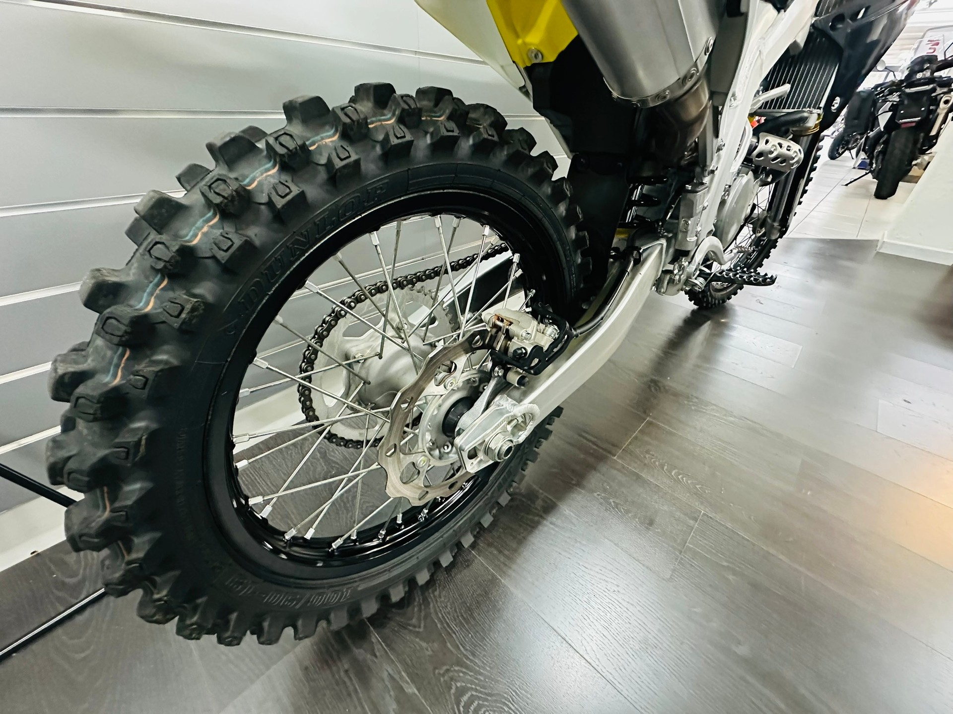 SUZUKI RM-Z 250-image-5