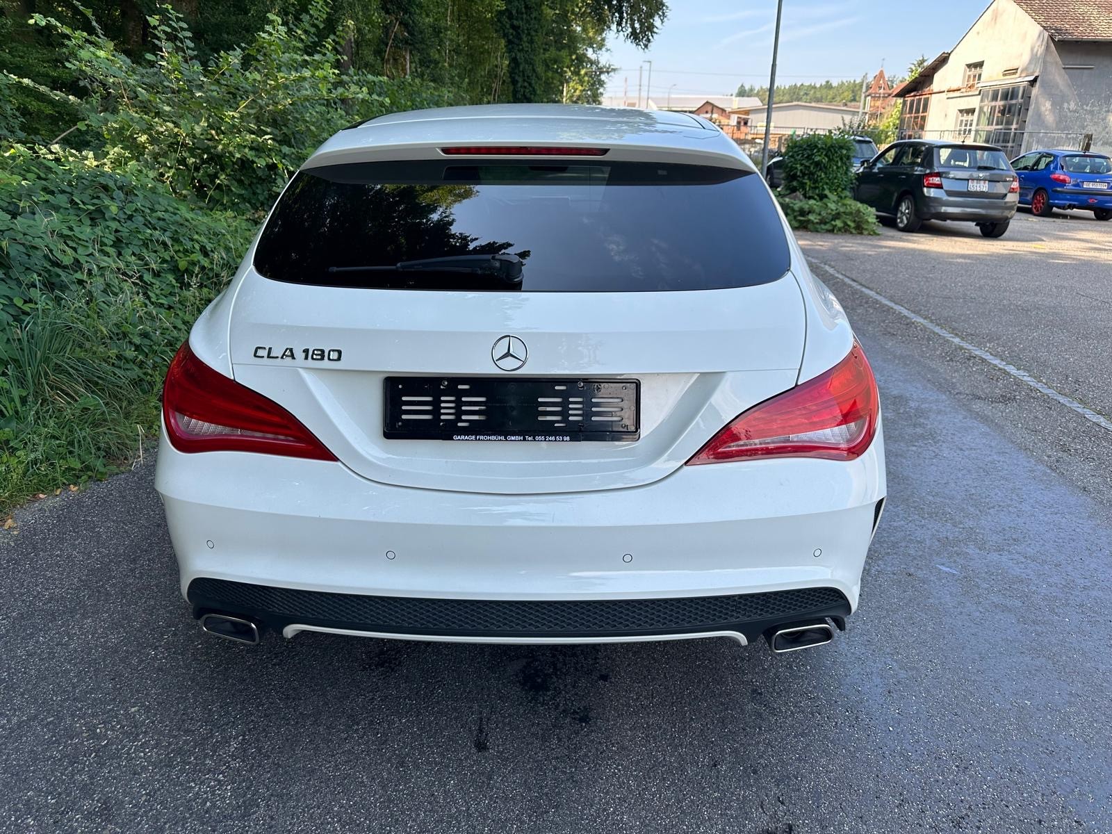 MERCEDES-BENZ CLA Shooting Brake 180 AMG Line 7G-DCT-image-5