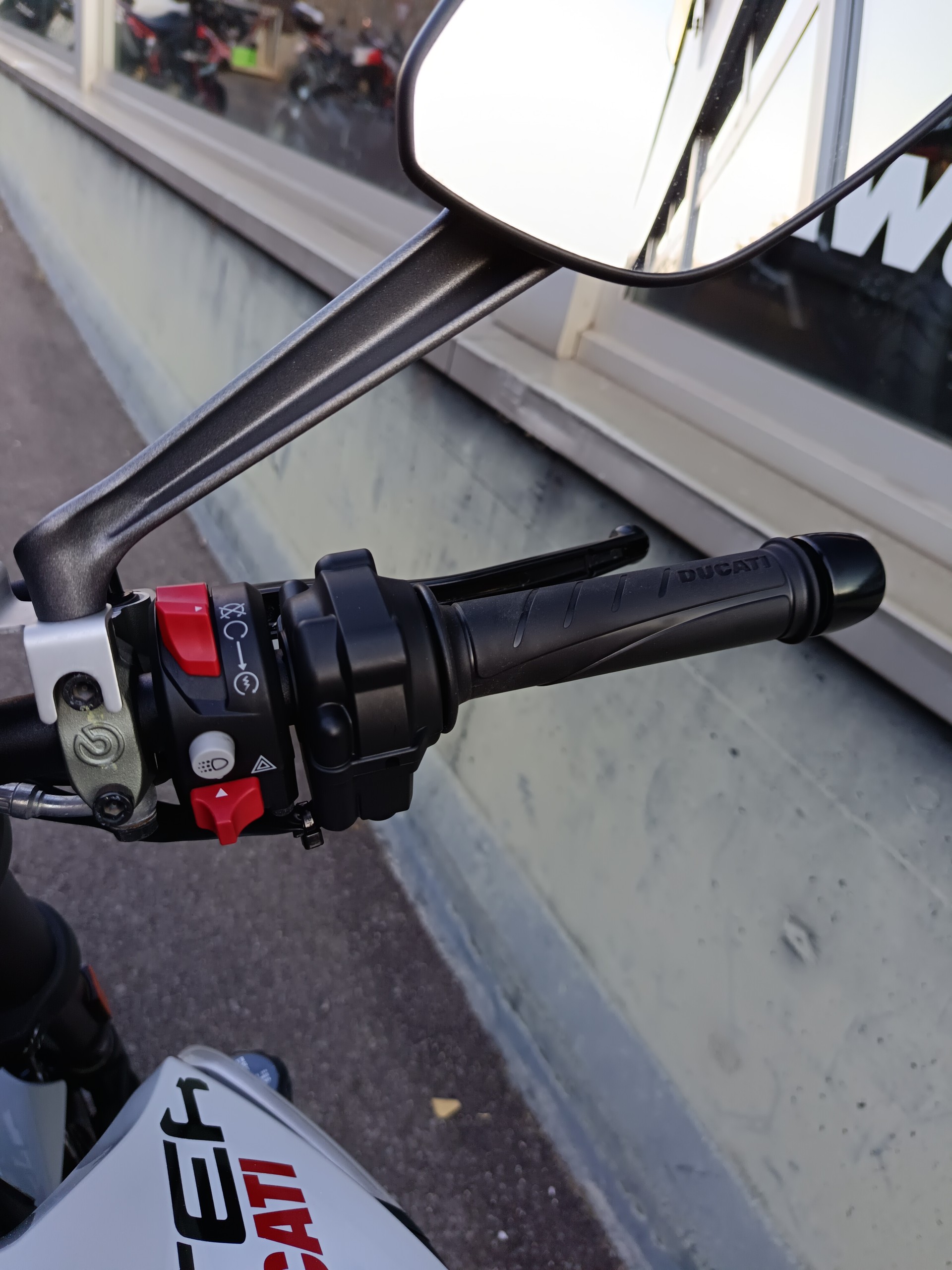 DUCATI Monster + 937 (25KW)-image-6