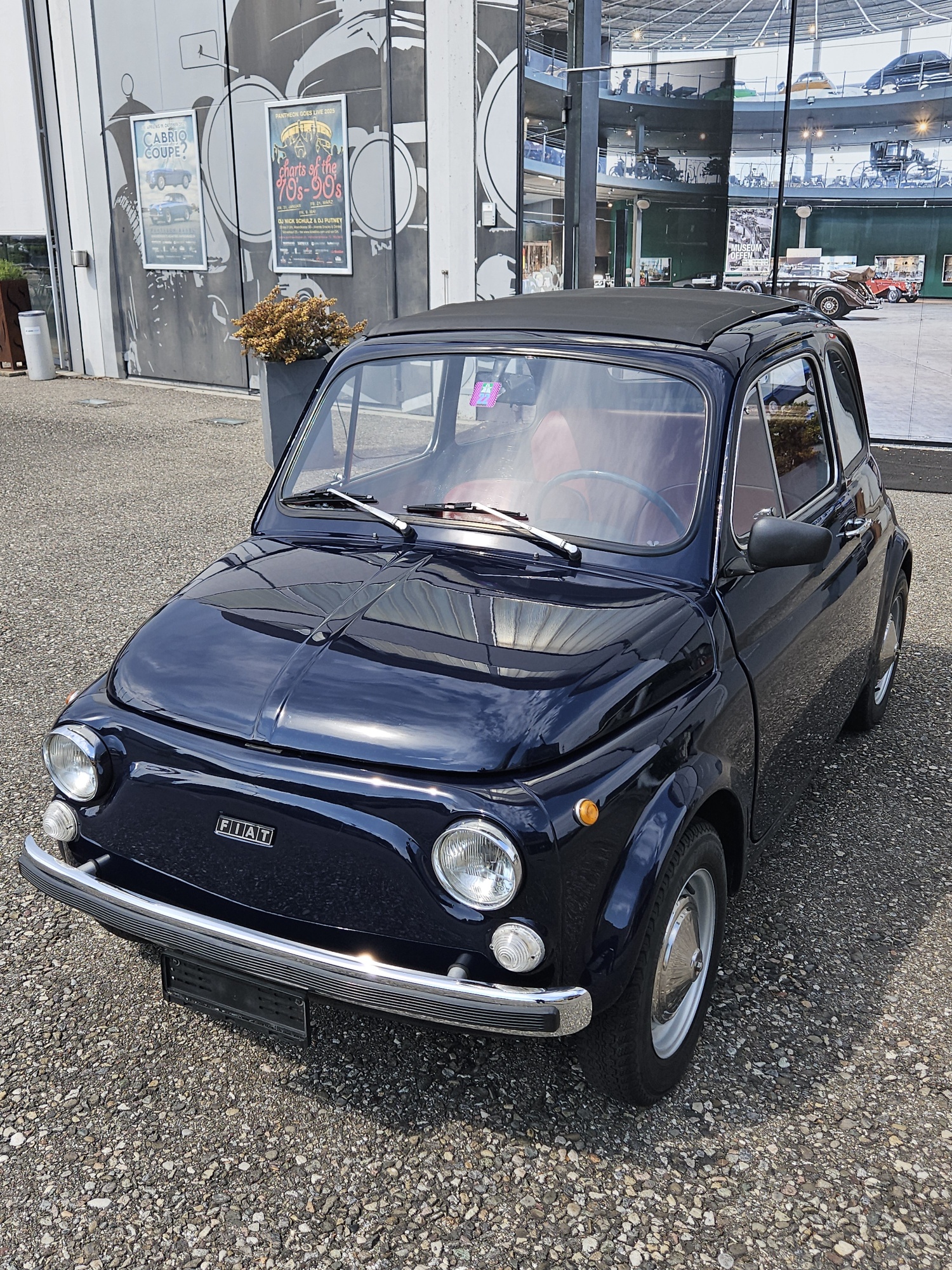 FIAT 500L-showroom-element-3