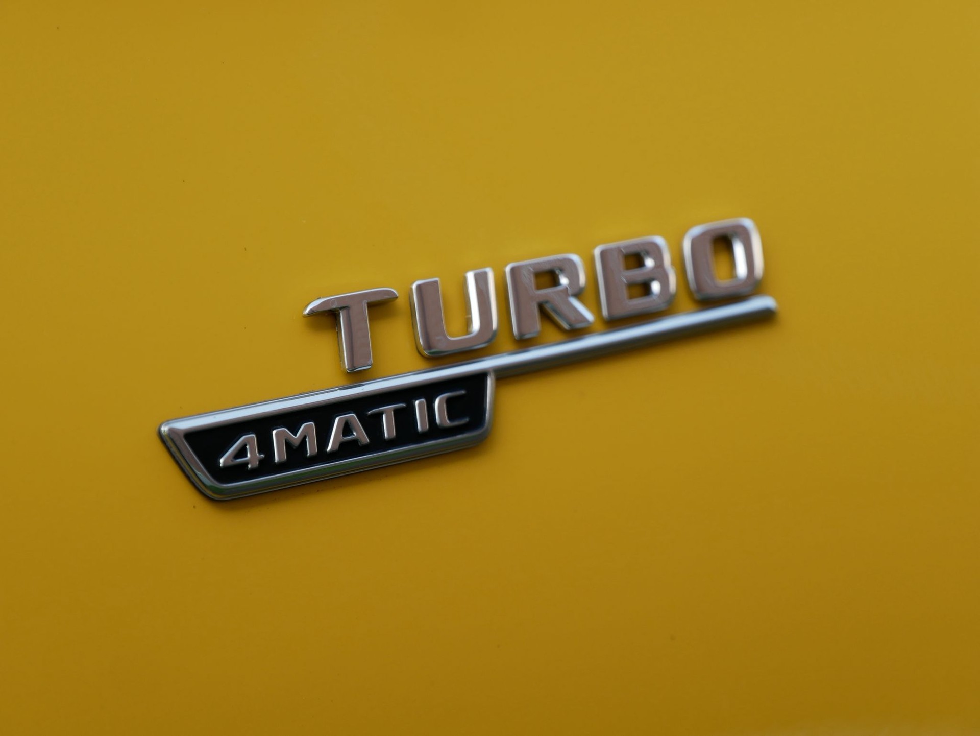 MERCEDES-BENZ A 35 AMG 4Matic Speedshift-image-24