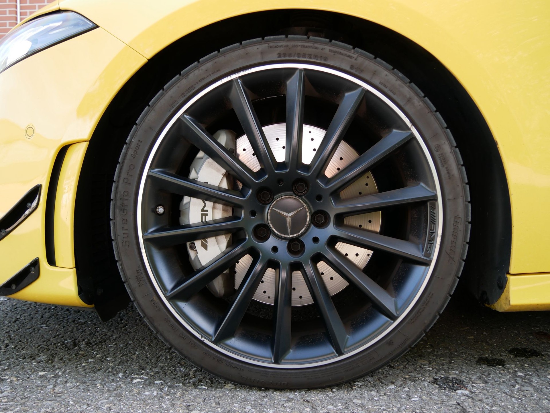 MERCEDES-BENZ A 35 AMG 4Matic Speedshift-image-25