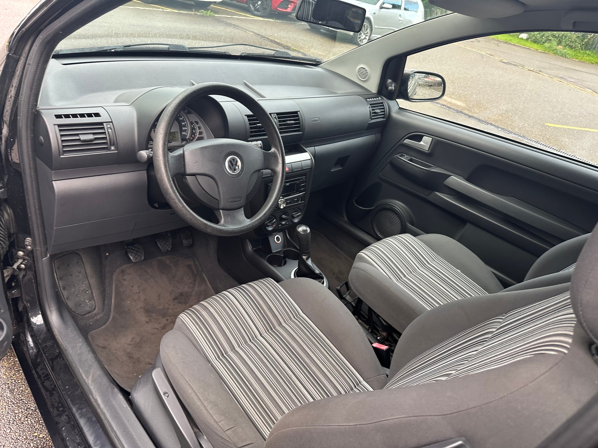 VW Fox 1.2-image-8