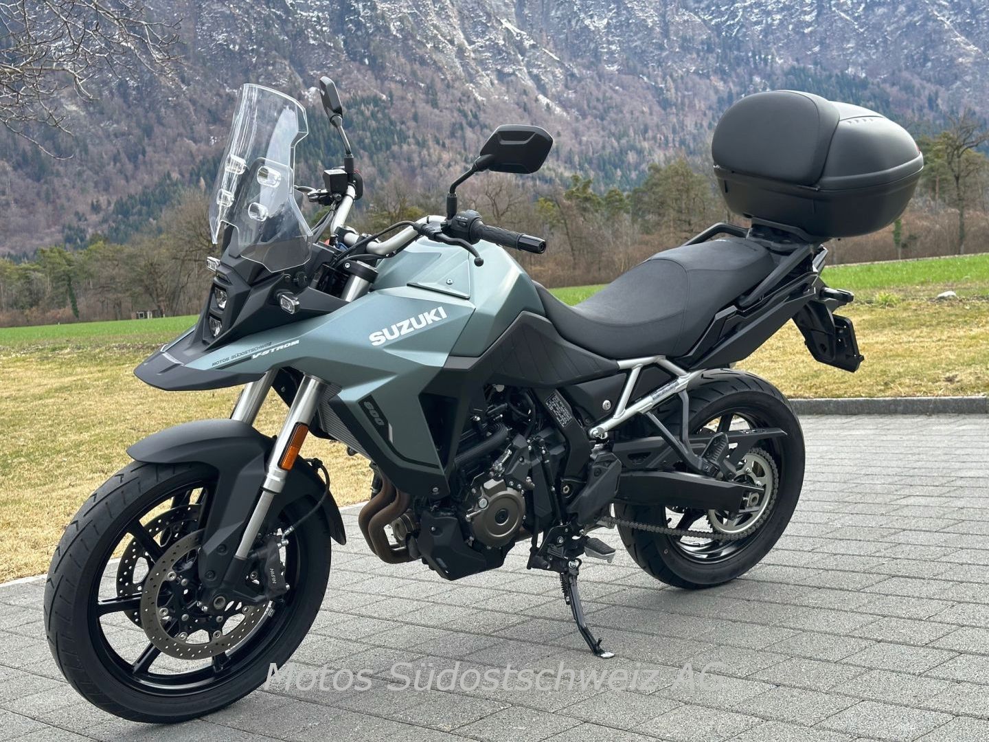 SUZUKI DL800U-image-0