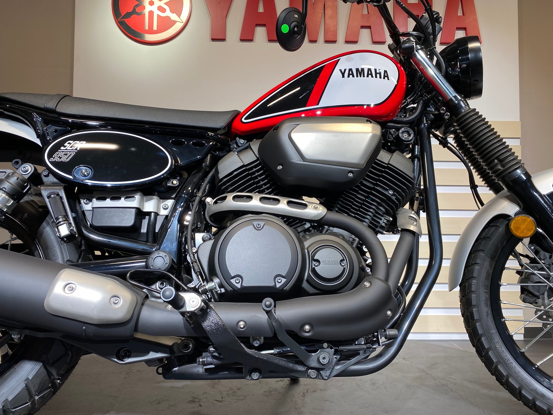 YAMAHA SCR 950 Vintage-image-10