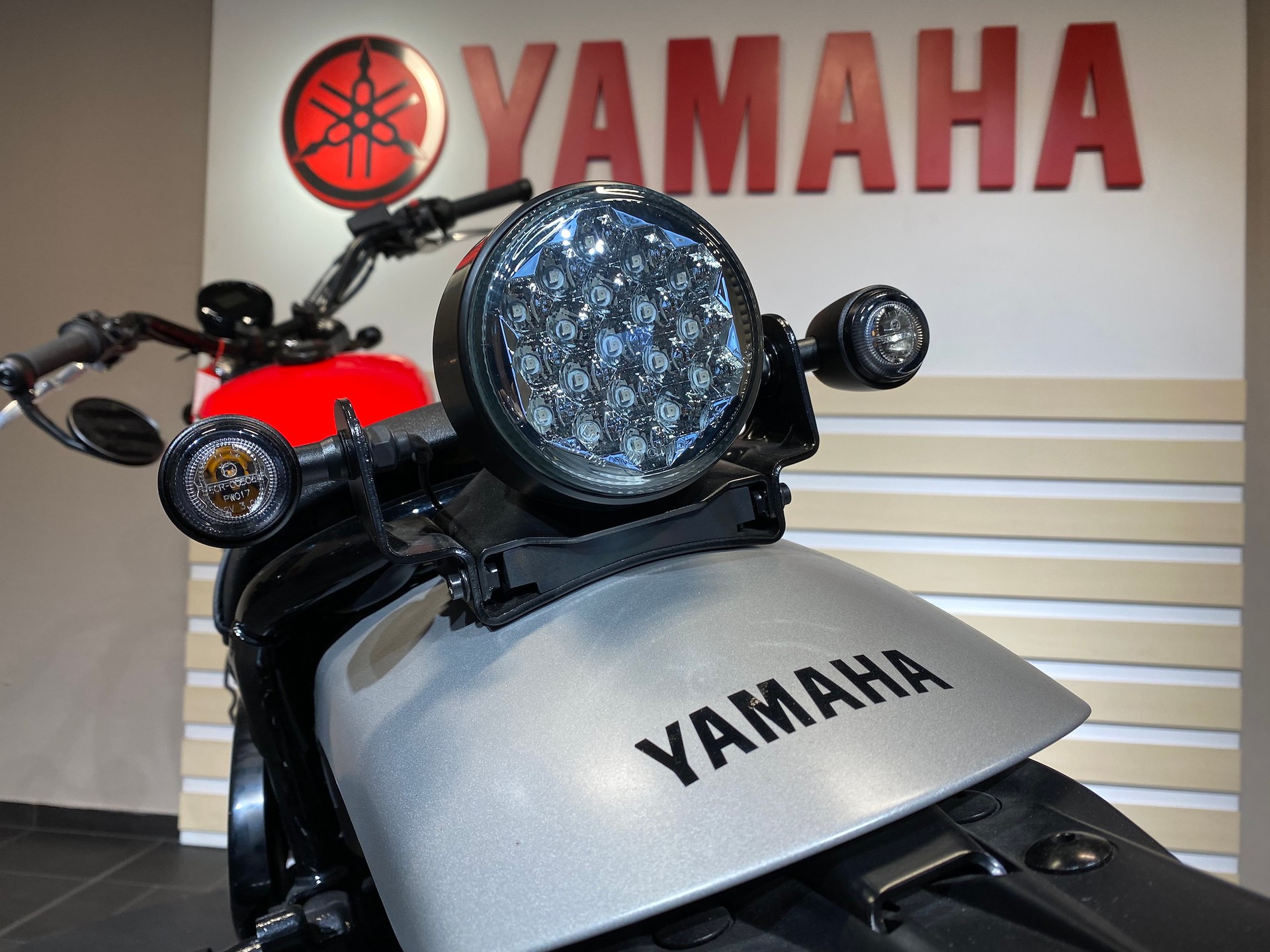YAMAHA SCR 950 Vintage-image-9