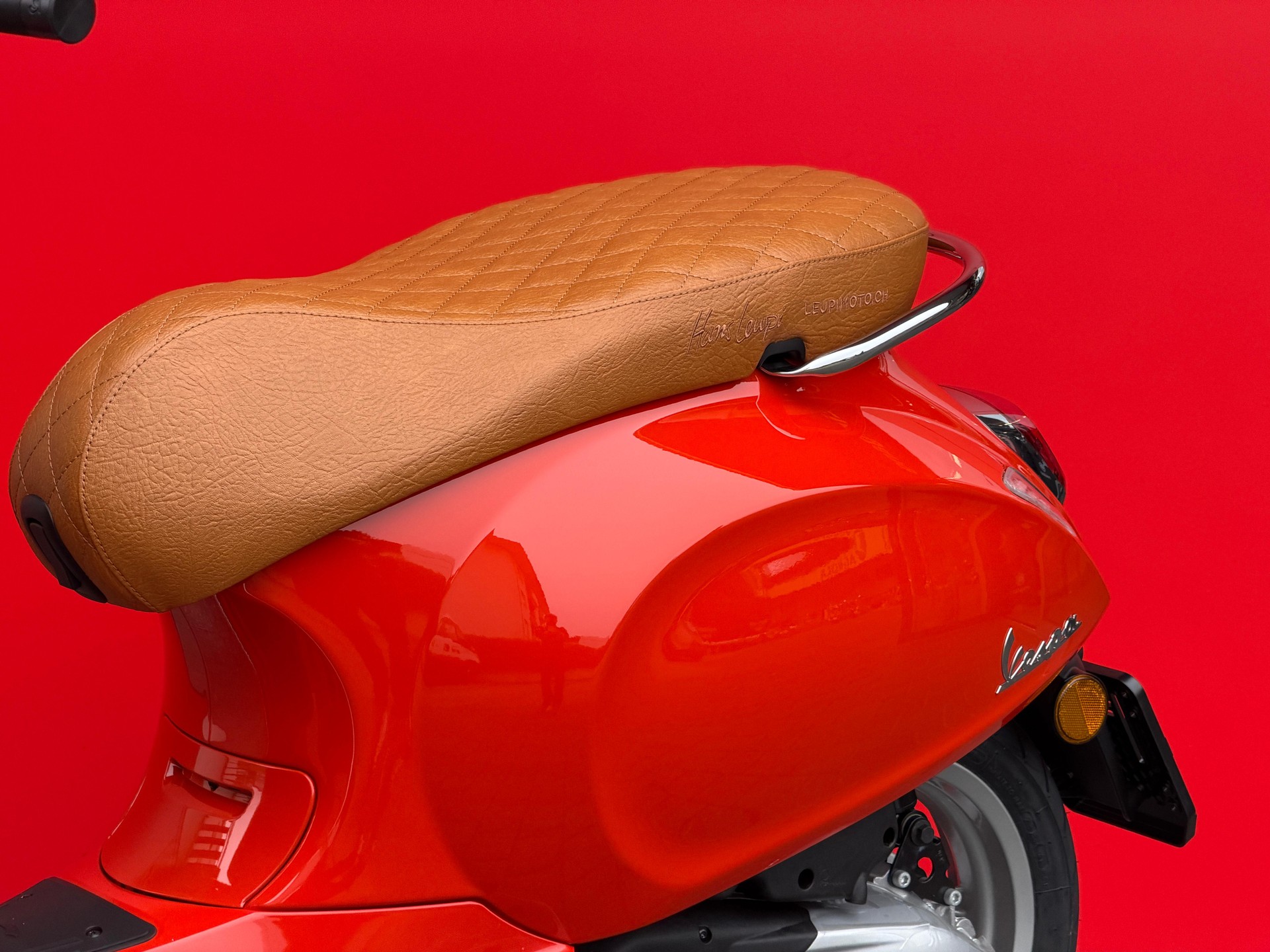 PIAGGIO Vespa 125 Primavera ABS Celebrate 40th-image-3