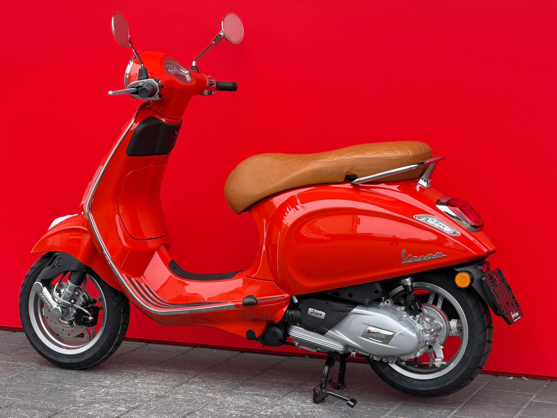PIAGGIO Vespa 125 Primavera ABS Celebrate 40th-image-6