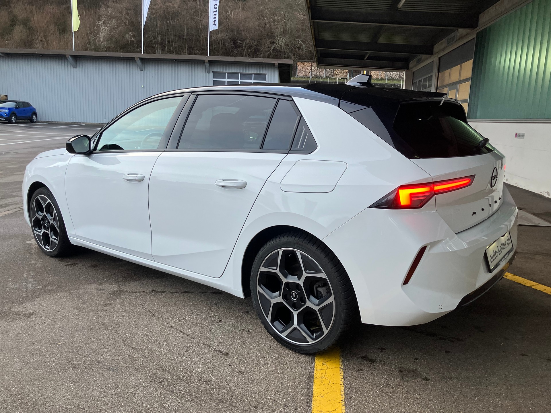 OPEL Astra 1.6 PHEV Turbo Swiss Plus A-image-1