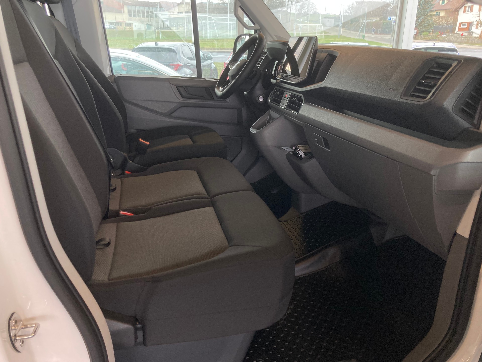 VW Crafter 35 2.0 BiTDI L3 H3 4Motion Automat-image-14