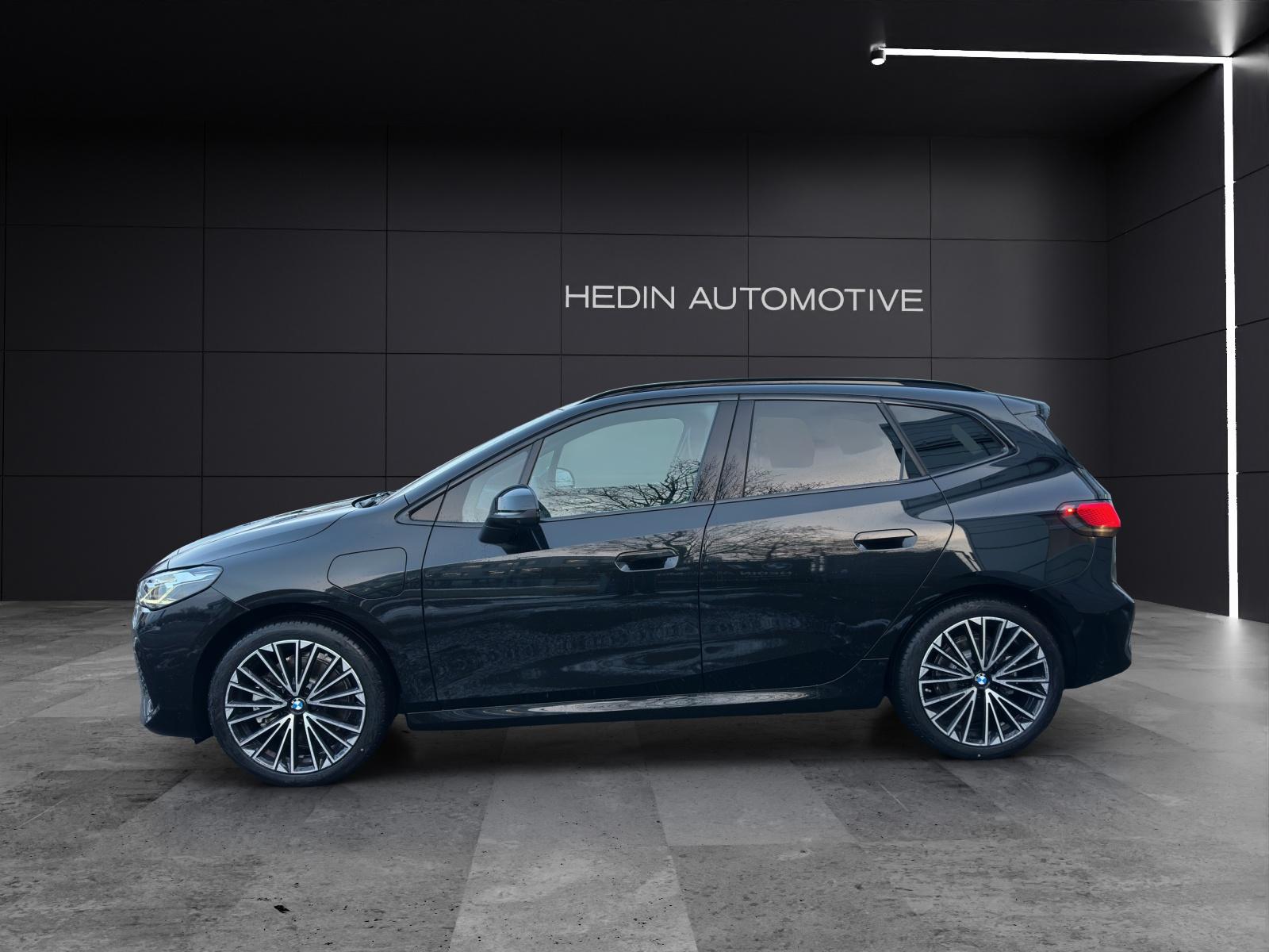 BMW 230e xDrive paddles Active Tourer-showroom-element-2