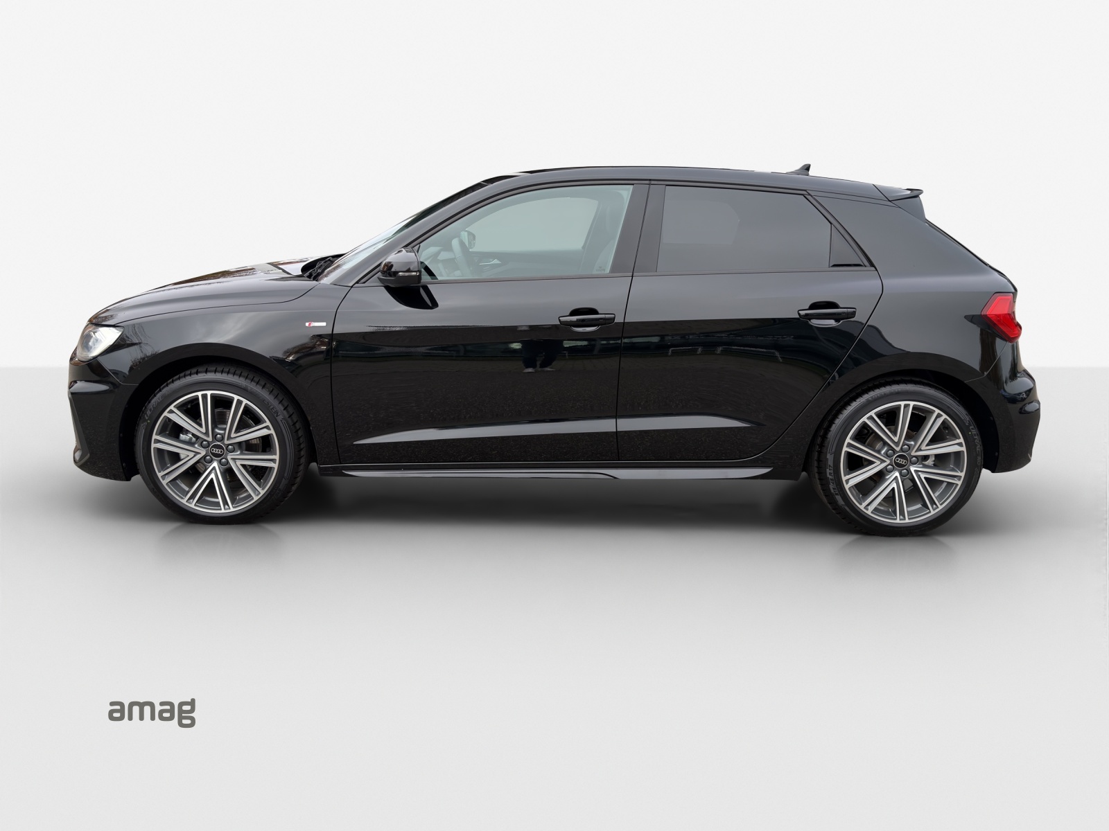 AUDI A1 Sportback 35 TFSI S Line S-tronic-showroom-element-1