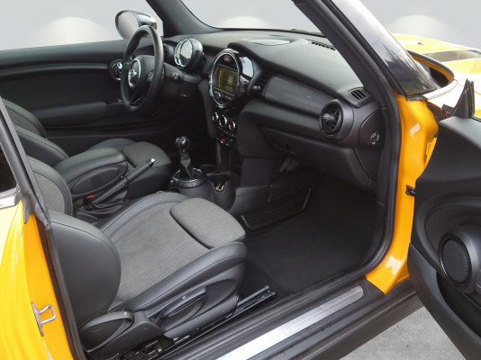 MINI Cooper-image-6