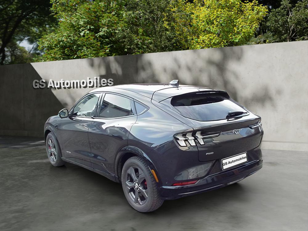 FORD Mustang MACH-E AWD 72.6 kWh-image-4