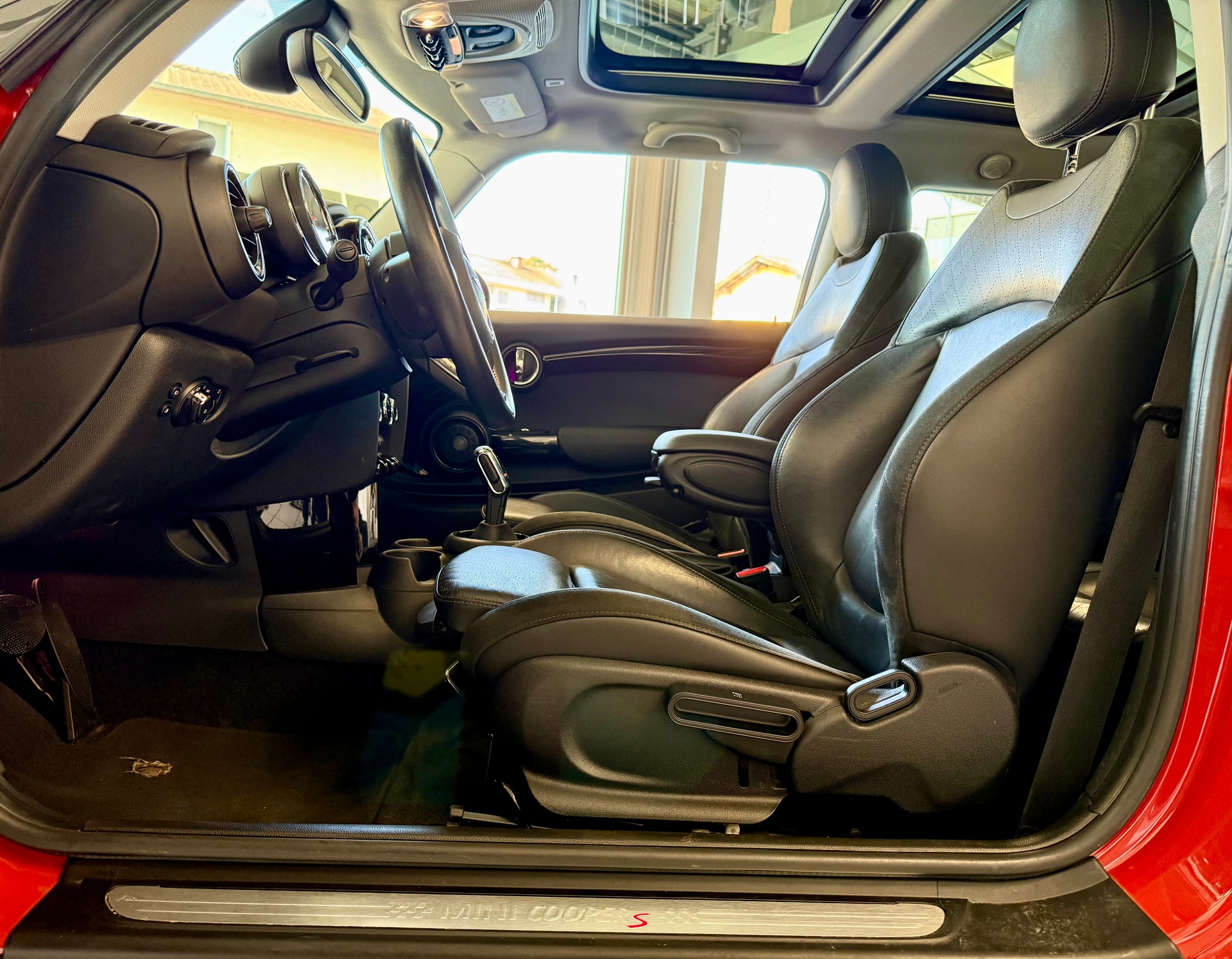 MINI Cooper S Steptronic DKG-image-11