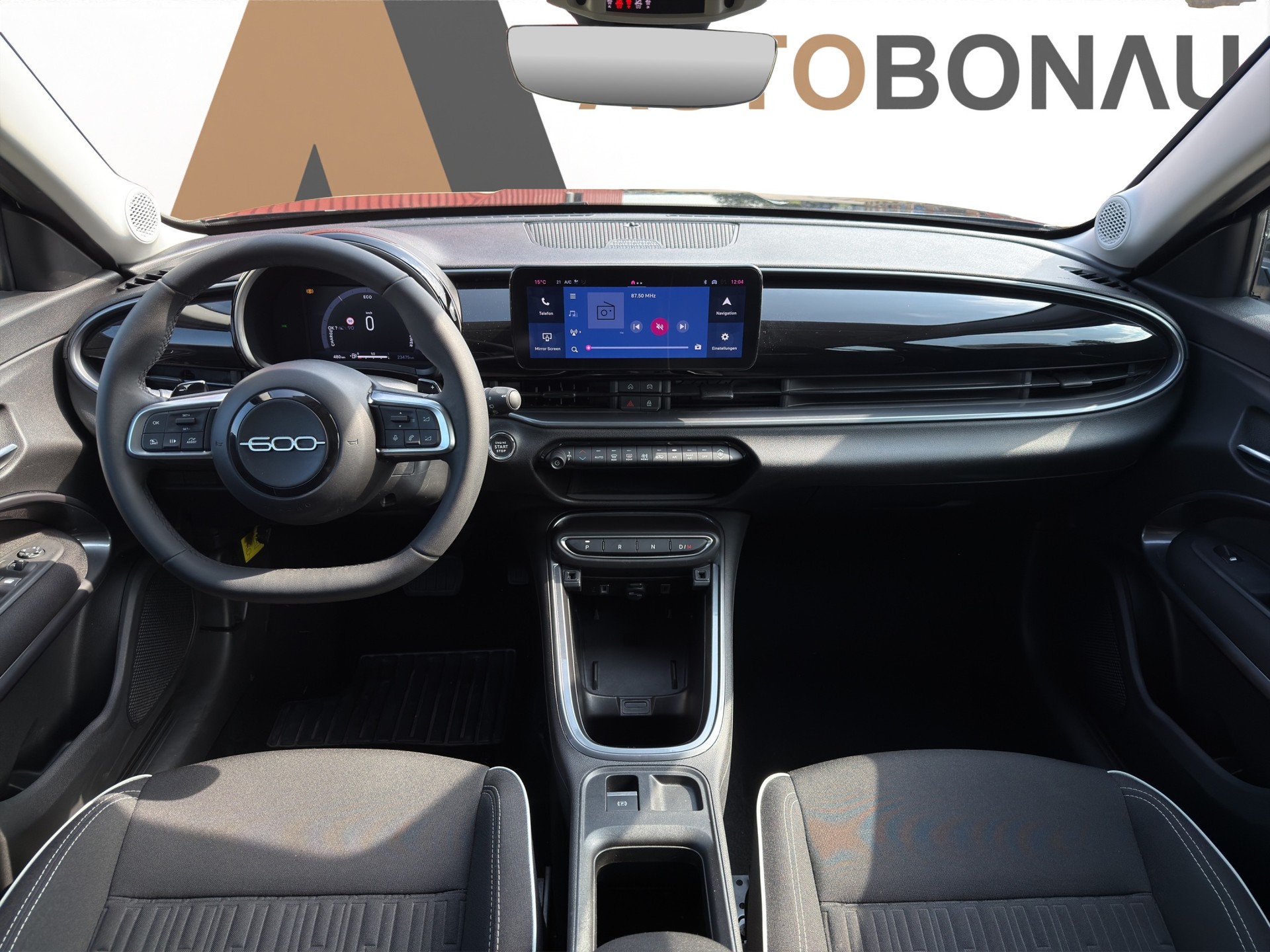 FIAT 600 1.2 Hybrid 145 Cult-image-9