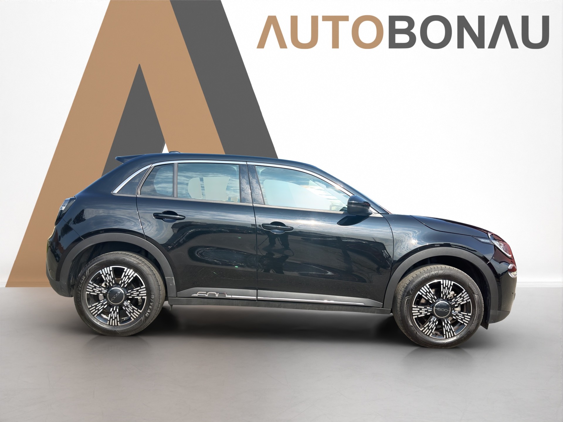 FIAT 600 1.2 Hybrid 145 Cult-image-5