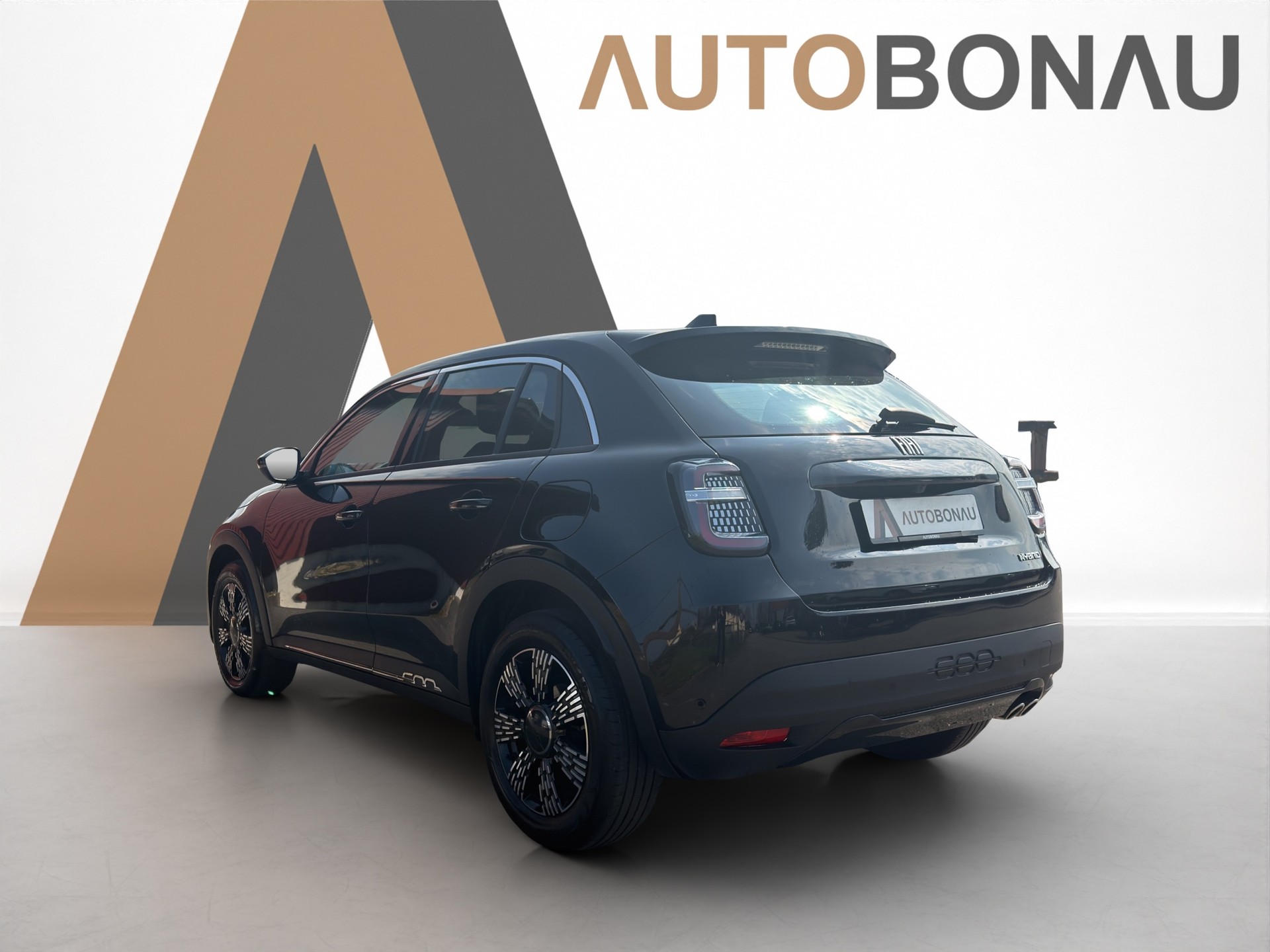 FIAT 600 1.2 Hybrid 145 Cult-image-2