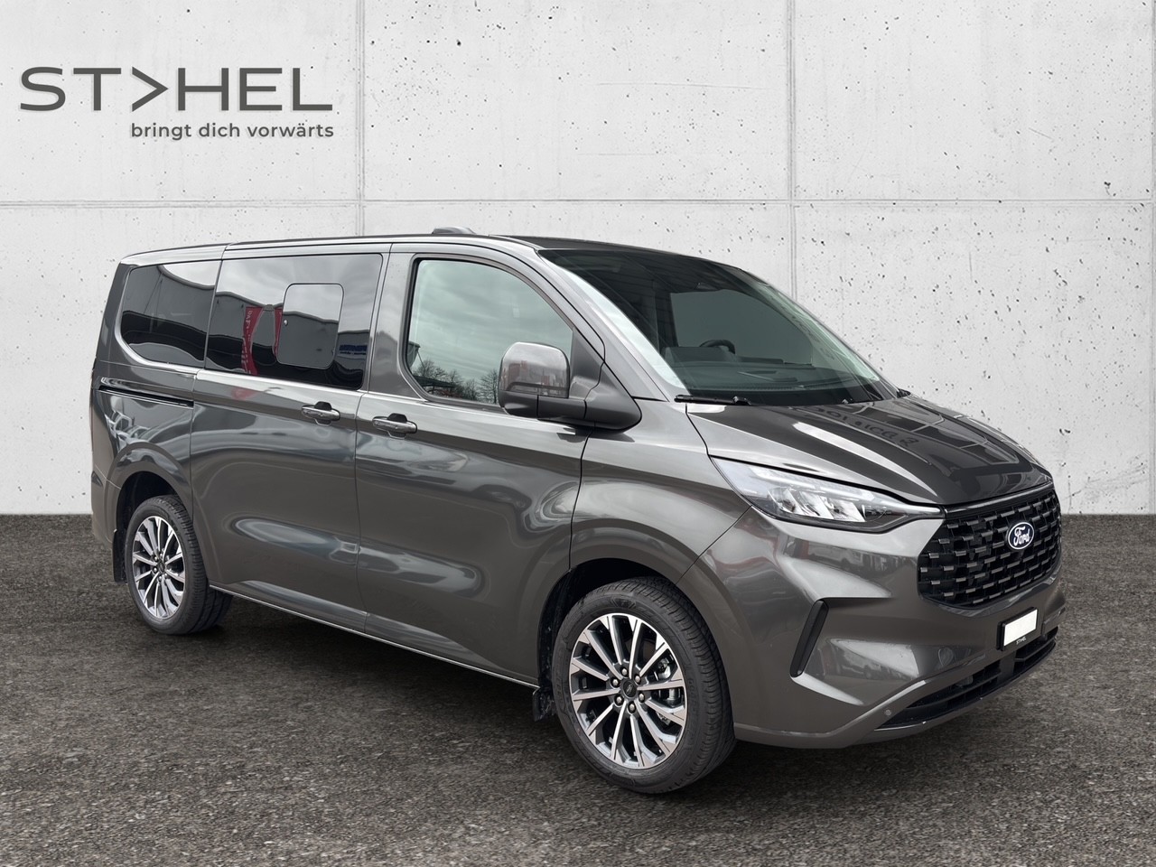 FORD Tourneo C Bus 320 L1 2.0 EcoBlue 170 Titanium X