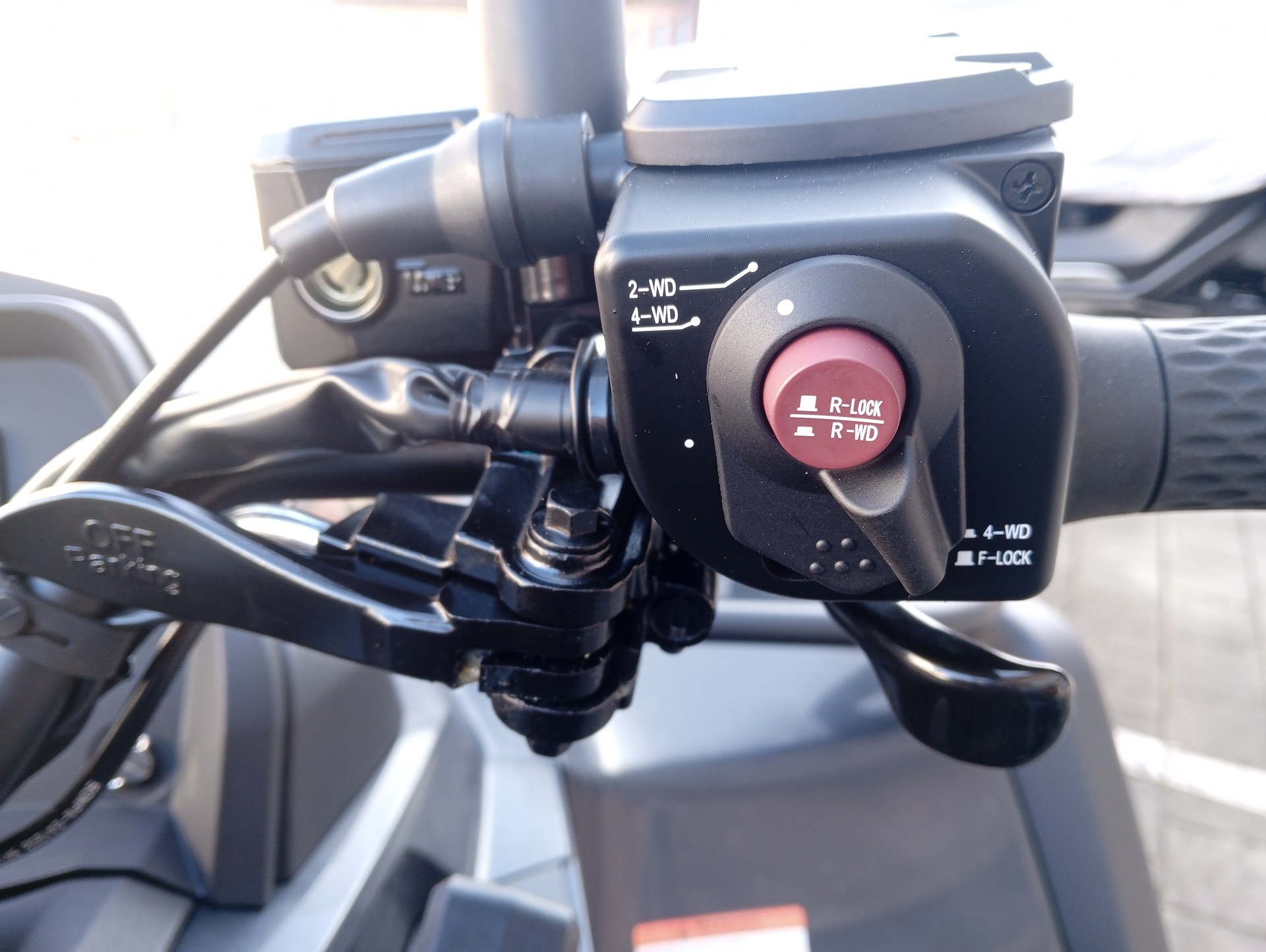 QJ SFA 600P ABS-image-10