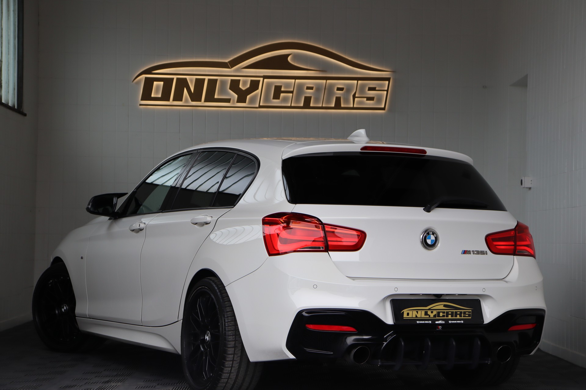 BMW M135i STEPTRONIC ** MILLTEK ** HECKANTRIEB **-image-6