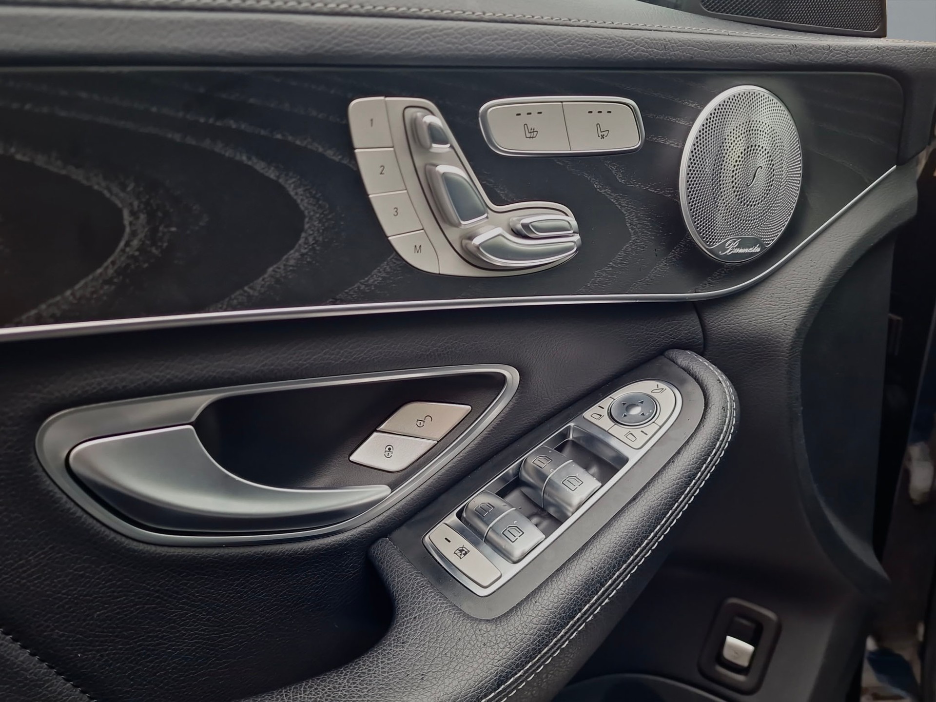 MERCEDES-BENZ C 43 AMG 4Matic 9G-Tronic-image-12