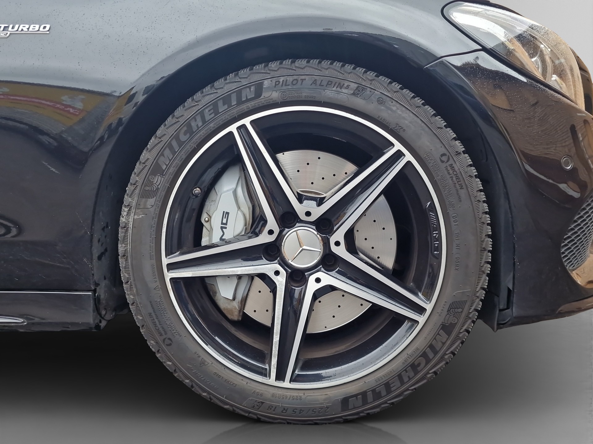 MERCEDES-BENZ C 43 AMG 4Matic 9G-Tronic-image-17