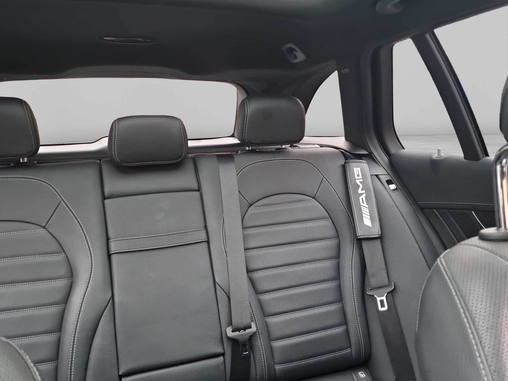 MERCEDES-BENZ C 43 AMG 4Matic 9G-Tronic-image-13
