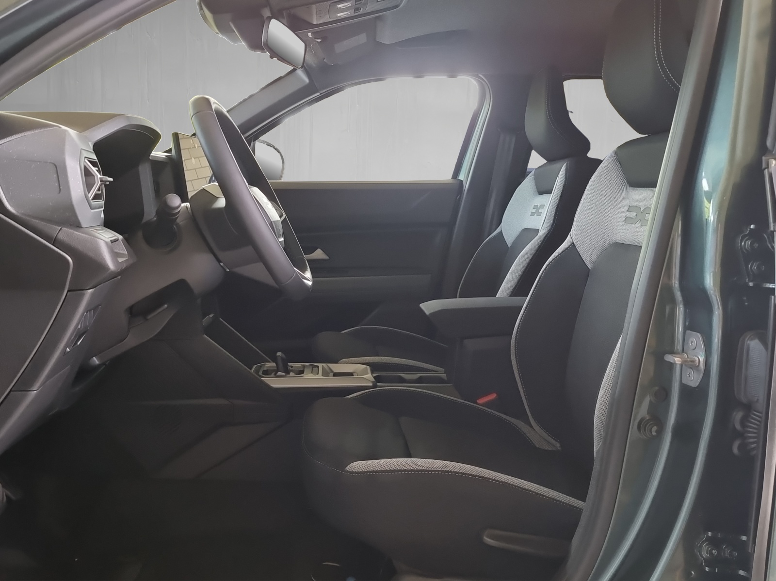 DACIA Duster 1.8 Hybrid Journey-image-6