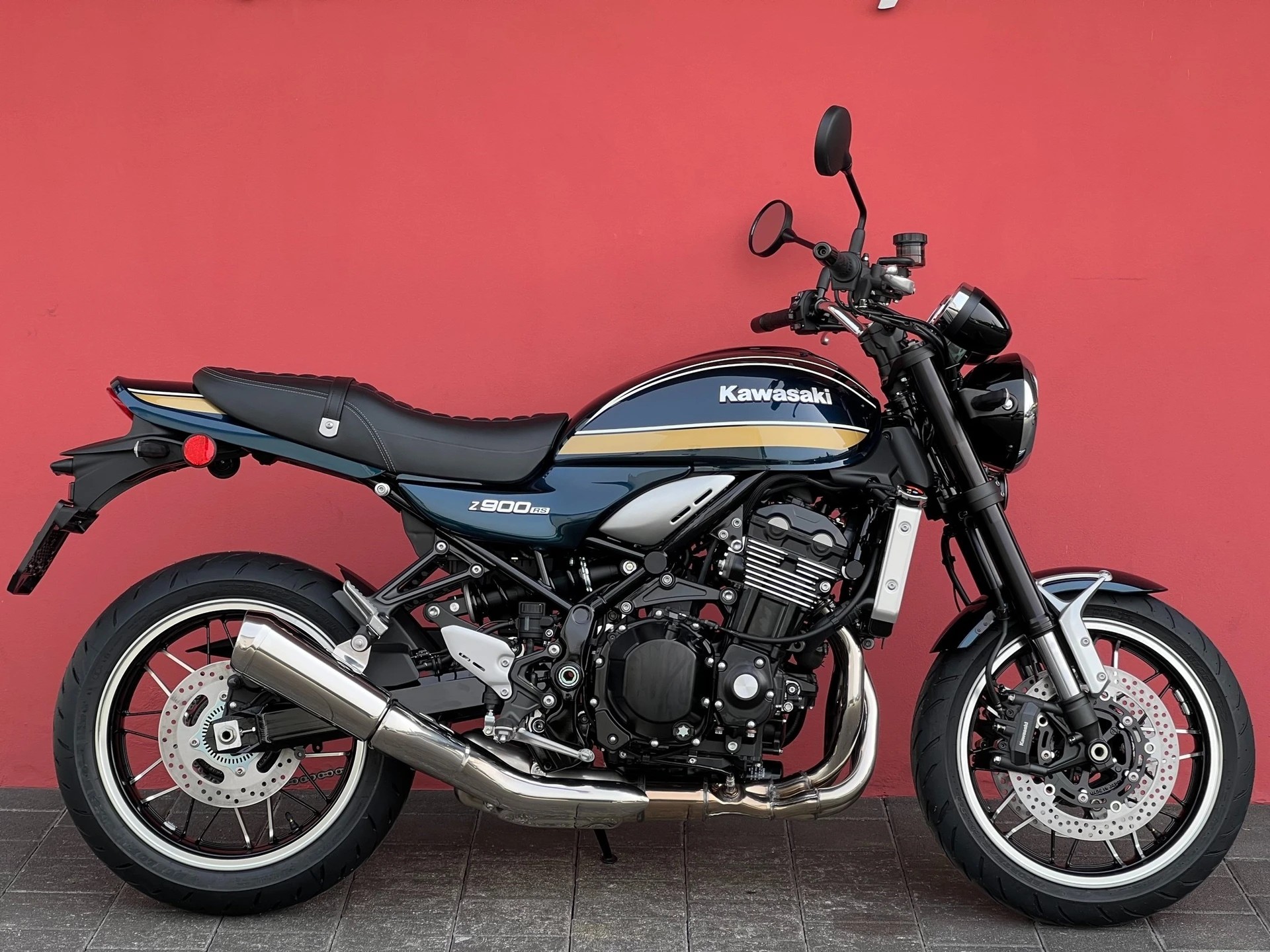 KAWASAKI Z 900 RS-image-6