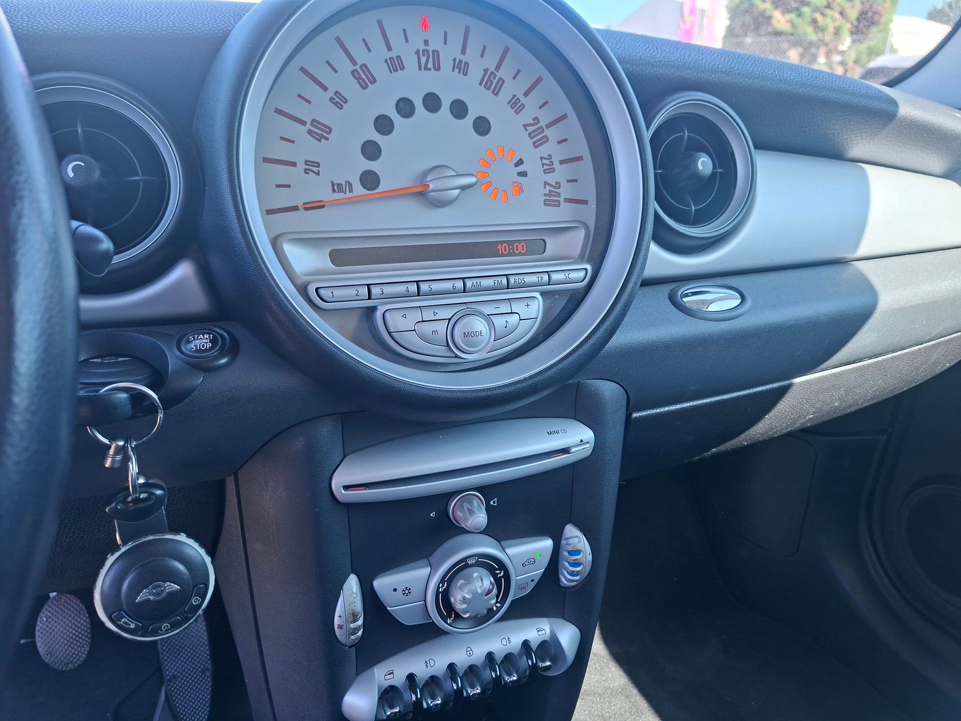 MINI Clubman Cooper-image-7