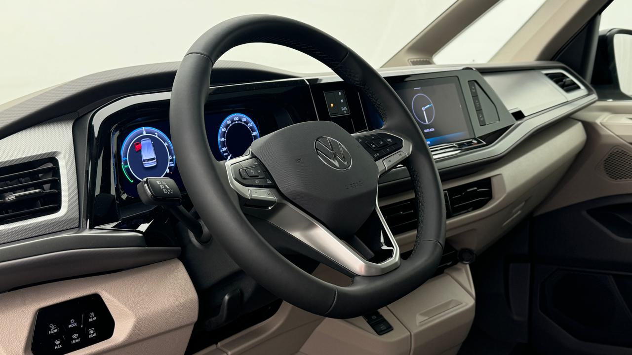 VW Multivan 1.5 eHybrid Life Lang DSG-image-6