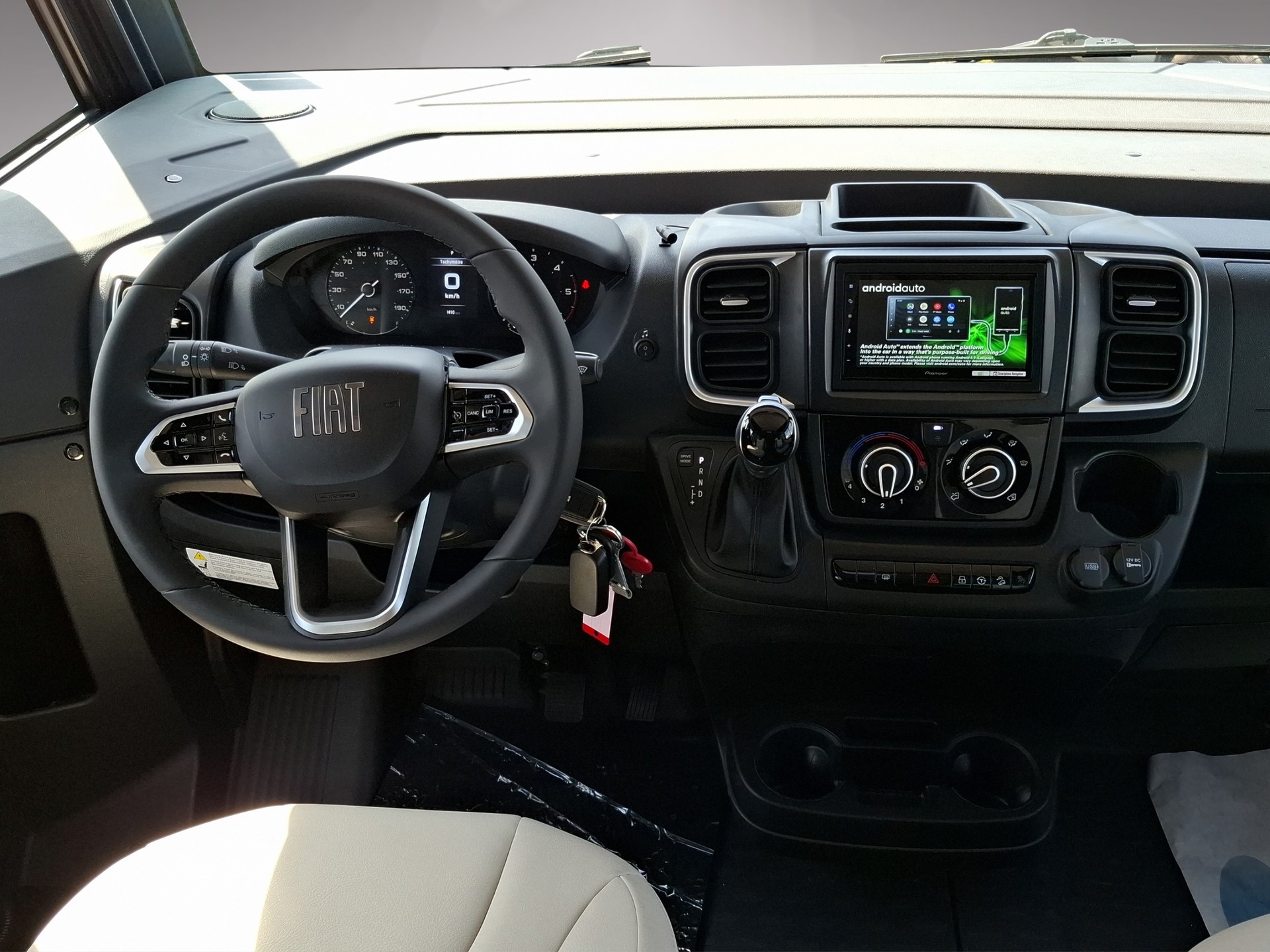 ITINEO Famili MC740 Advance Edition-image-3