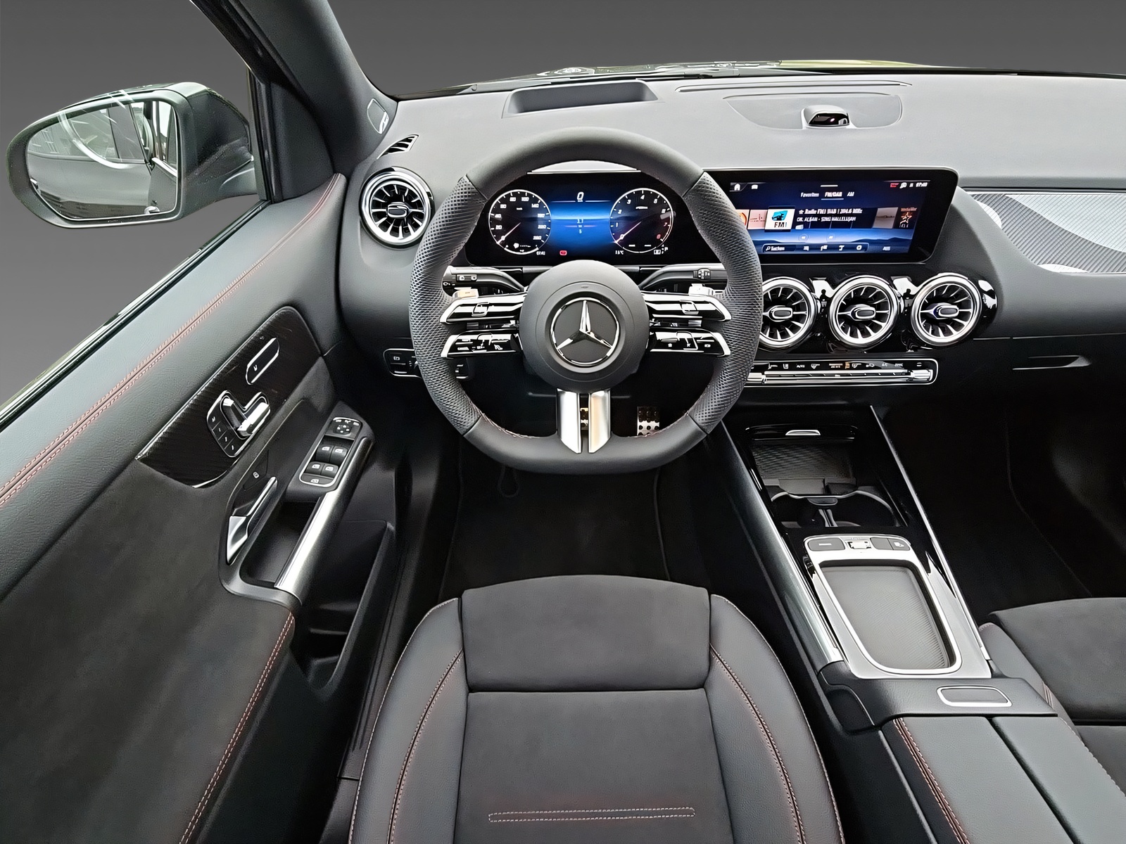 MERCEDES-BENZ GLA 250 4Matic Swiss Star-image-11