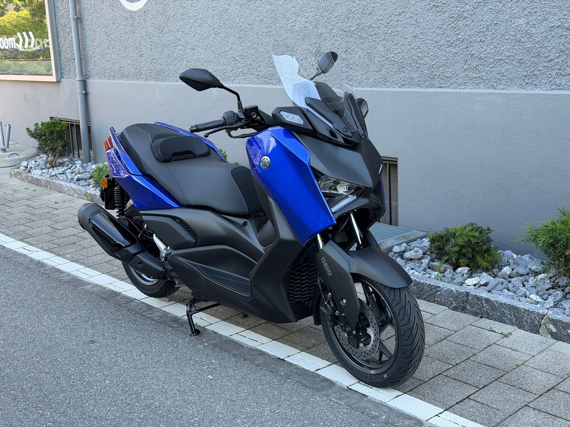 YAMAHA XMAX 300 2026-image-9