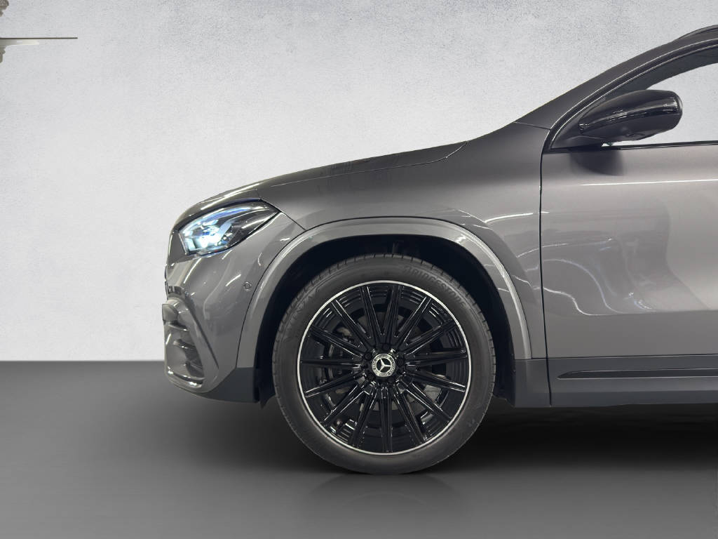 MERCEDES-BENZ GLA 220 d AMG Line 4Matic Swiss Star-image-6