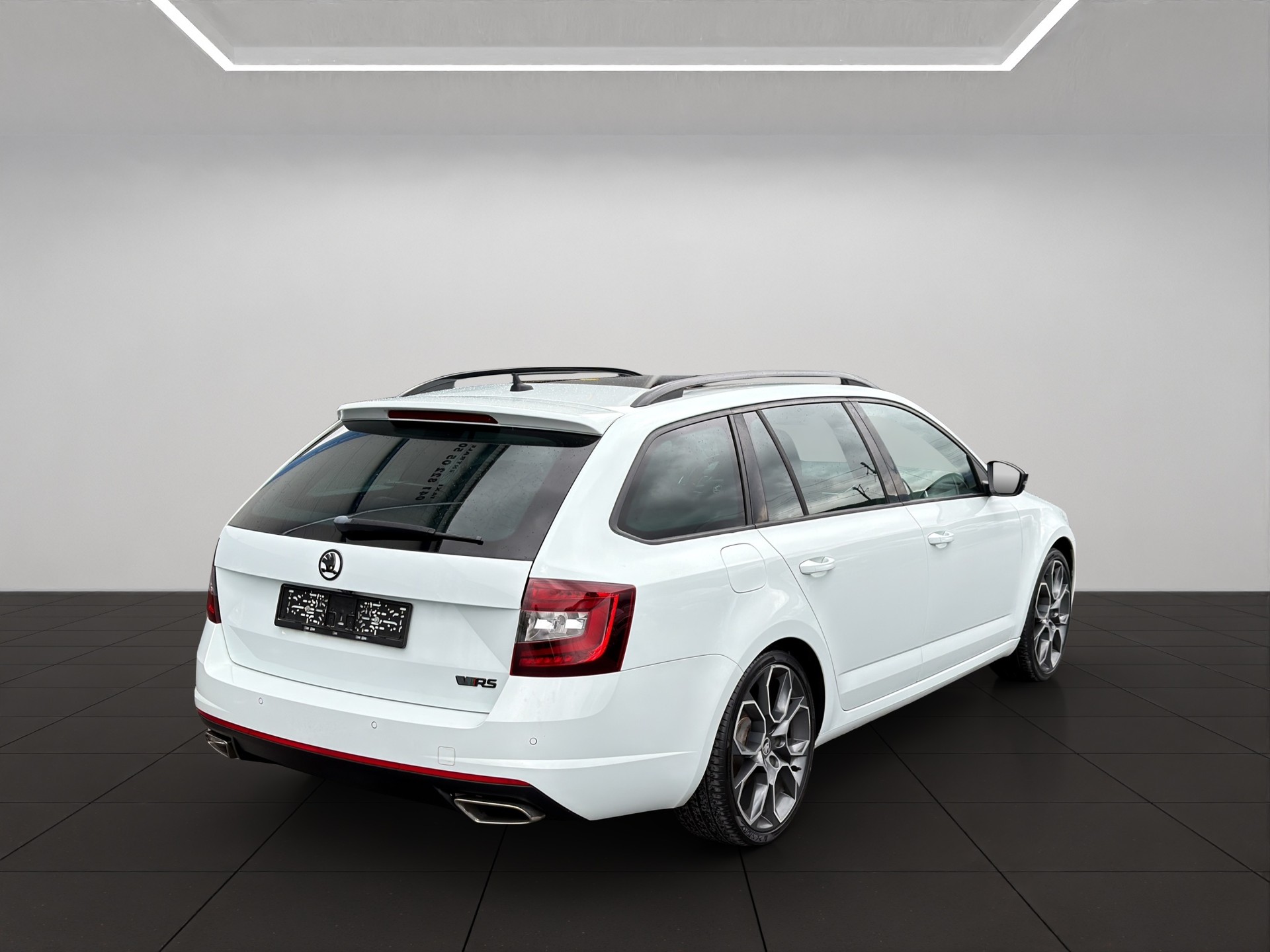 SKODA Octavia Combi 2.0 TDI RS 4x4 DSG-showroom-element-1