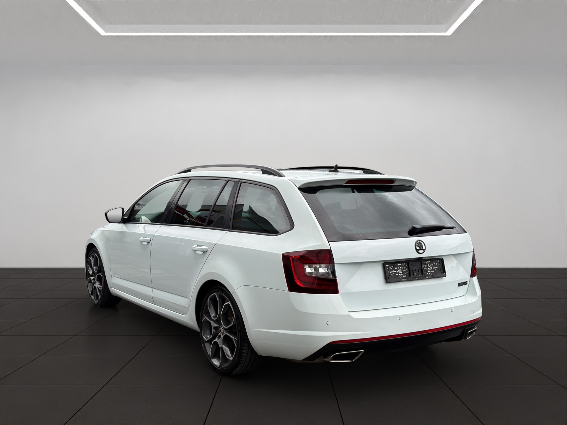 SKODA Octavia Combi 2.0 TDI RS 4x4 DSG-showroom-element-3