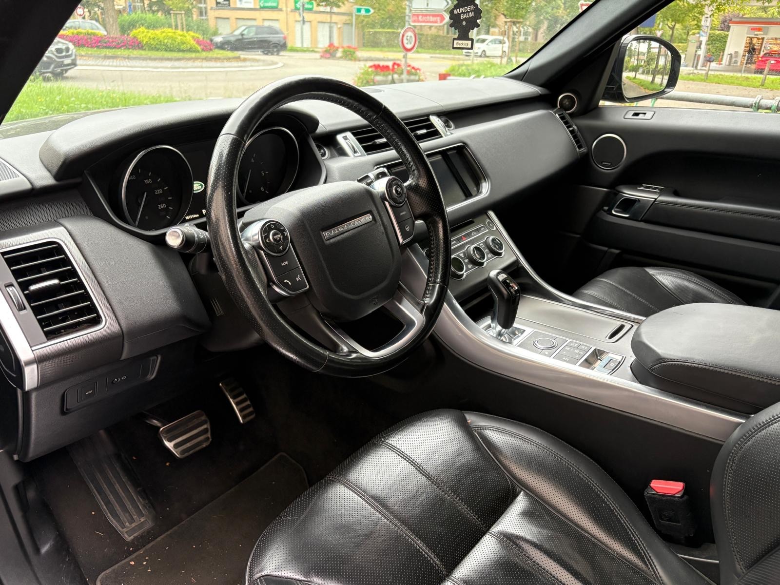 LAND ROVER Range Rover Sport 3.0 SDV6 HSE Dynamic Automatic-image-6