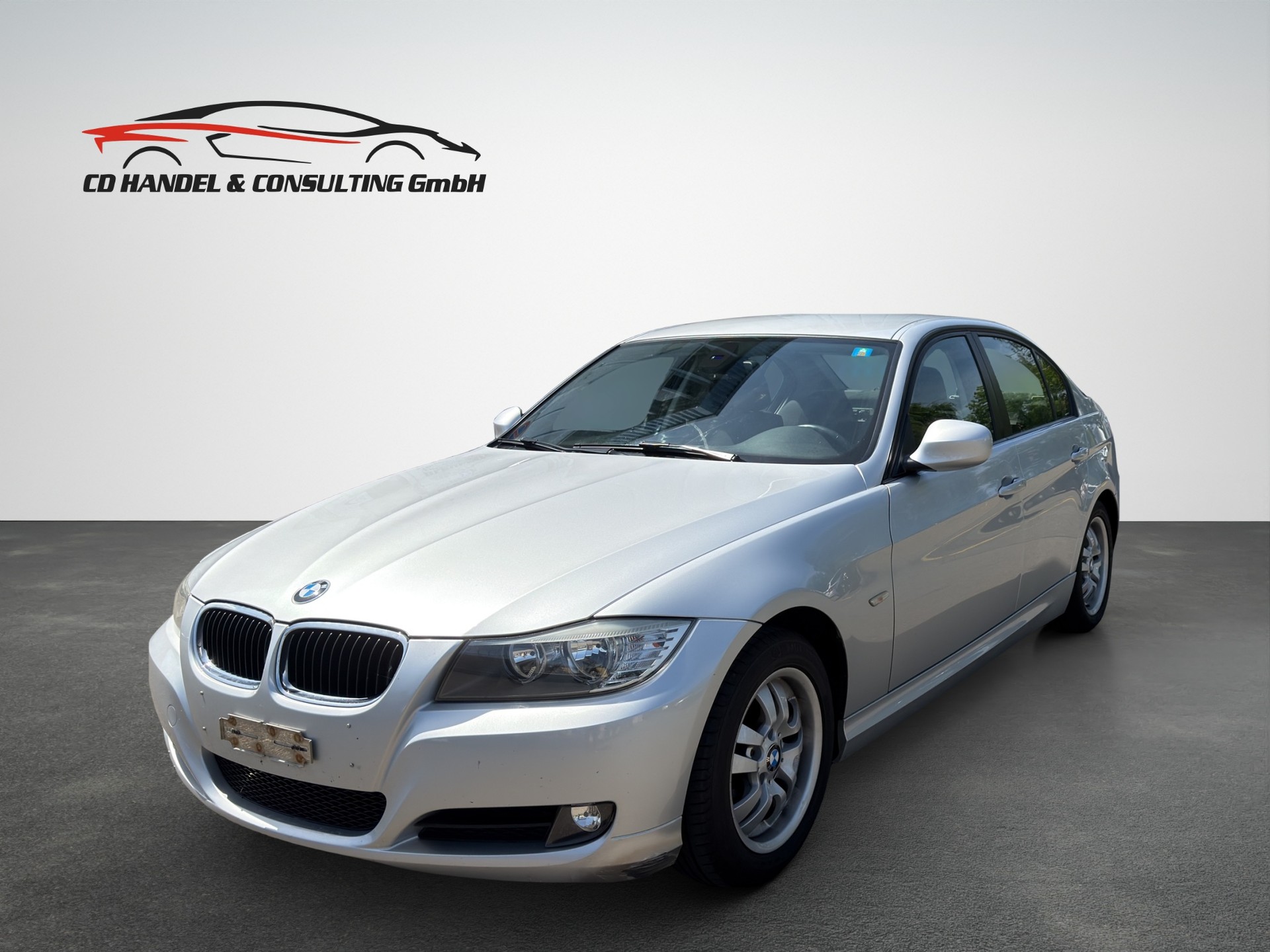 BMW 320-image-2